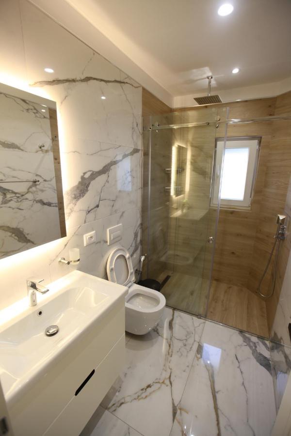 Arkle Apartment 1 Тирана Екстериор снимка