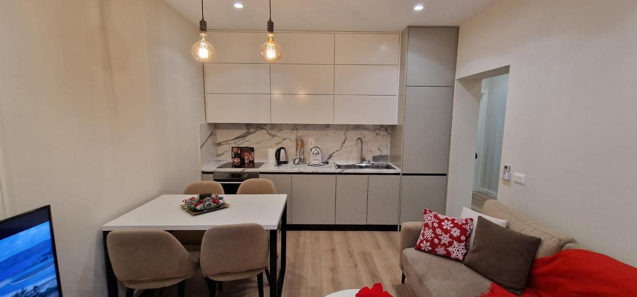 Arkle Apartment 1 Тирана Екстериор снимка